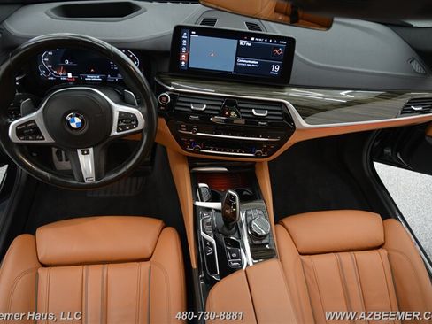 Used 2022 BMW M550i xDrive w/ Executive Package AWD/4WD image 20