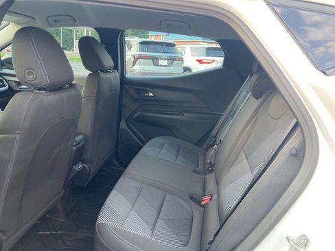 New 2027 Chevrolet Bolt LT w/ Comfort Package FWD image 18