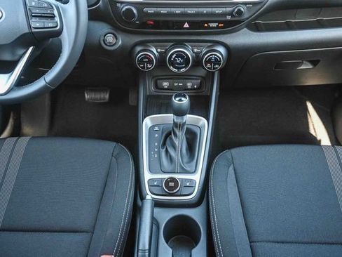 New 2026 Hyundai Venue SEL image 19