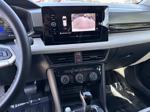 Certified 2025 Volkswagen Taos S image 25