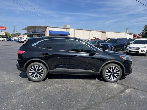 Used 2020 Ford Escape SEL image 8