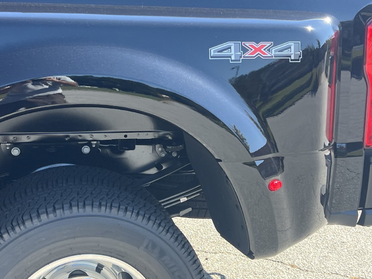 New 2027 Ford F350 XL w/ STX Appearance Package AWD/4WD image 28