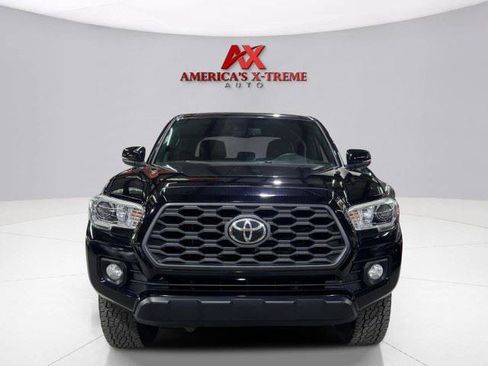 Used 2020 Toyota Tacoma TRD Off-Road w/ Technology Package AWD/4WD image 7
