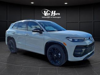 New 2026 Volkswagen Tiguan SE R-Line video 1