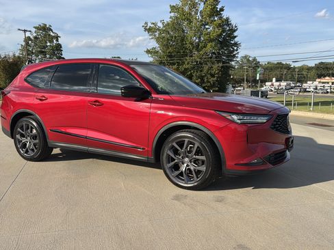 Certified 2022 Acura MDX A-Spec AWD/4WD image 2