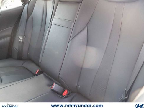 Used 2022 Toyota Mirai w/ Advanced Technology Package RWD image 17