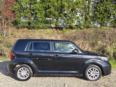Used 2008 Scion xB image 5