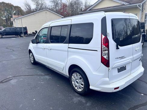 Used 2018 Ford Transit Connect XLT image 5