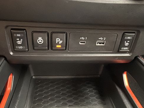 Used 2026 Nissan Frontier PRO-4X AWD/4WD image 21