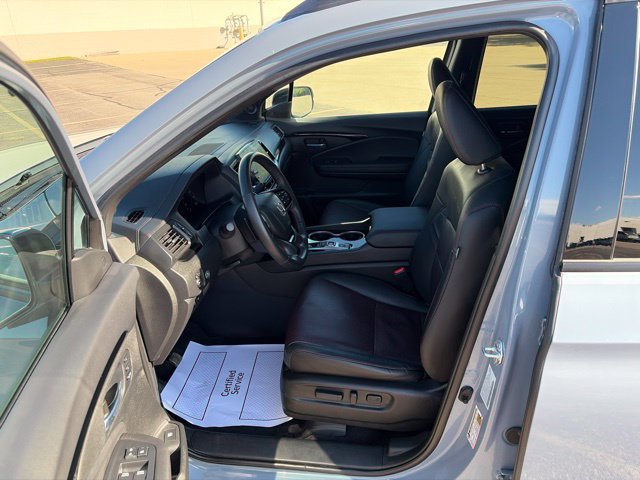 Used 2025 Honda Ridgeline Black Edition image 15