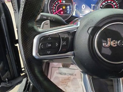 Used 2021 Jeep Wrangler Unlimited Rubicon AWD/4WD image 15