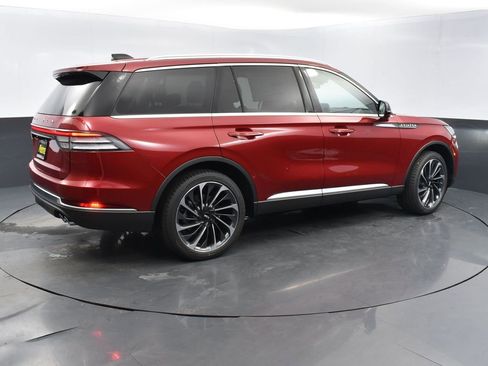 New 2025 Lincoln Aviator Reserve w/ Equipment Group 201A image 4