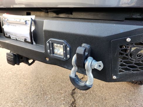 Used 2019 Toyota Tacoma TRD Off-Road image 10