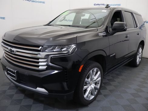 Used 2023 Chevrolet Tahoe High Country AWD/4WD image 12