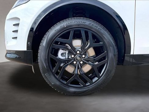New 2026 Land Rover Discovery Sport Landmark AWD/4WD image 12