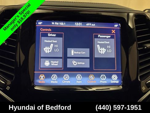 Used 2019 Jeep Cherokee Limited FWD image 21