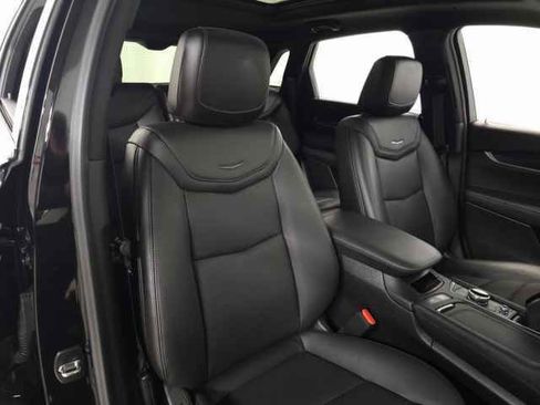 Certified 2022 Cadillac XT5 Premium Luxury w/ Technology Package image 39