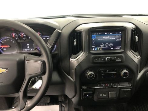 Used 2021 Chevrolet Silverado 1500 W/T w/ WT Value Package AWD/4WD image 19