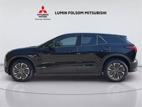 Used 2024 Chevrolet Blazer EV LT AWD/4WD image 2