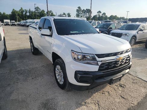 Used 2022 Chevrolet Colorado LT w/ Fleet Safety Package RWD image 2