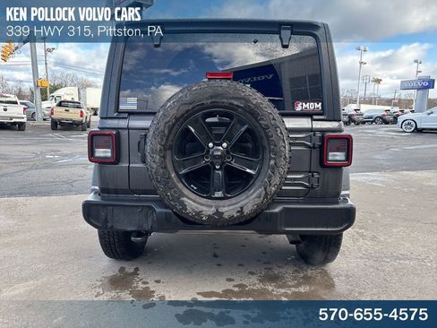 Used 2021 Jeep Wrangler Unlimited Sport image 7