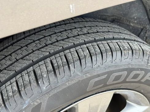Used 2015 Jeep Patriot High Altitude AWD/4WD image 37