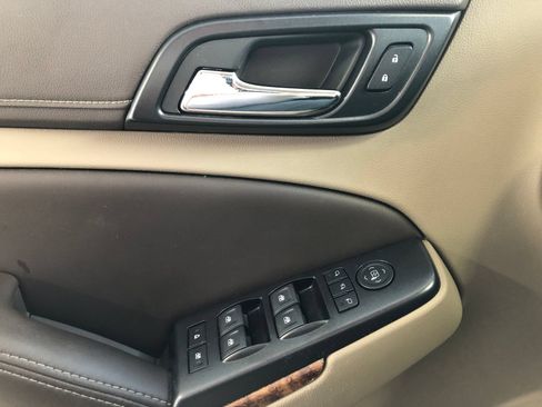 Used 2017 Chevrolet Tahoe Premier AWD/4WD image 40
