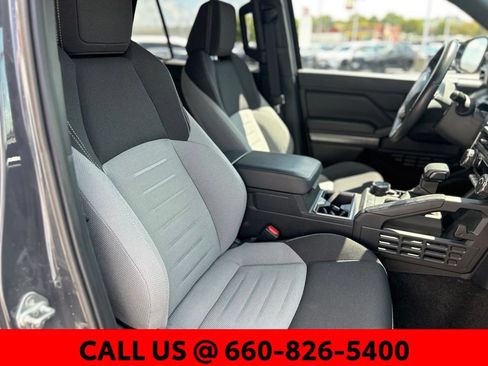 Certified 2025 Toyota 4Runner TRD Off-Road AWD/4WD image 6