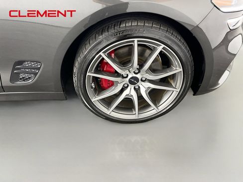 Used 2025 Genesis G70 2.5T RWD image 38