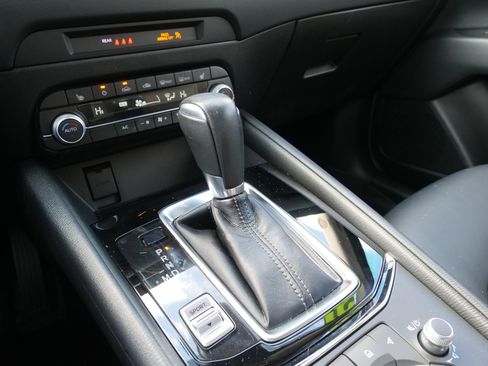 Used 2021 MAZDA CX-5 Touring image 26