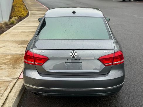 Used 2013 Volkswagen Passat TDI SEL Premium image 4