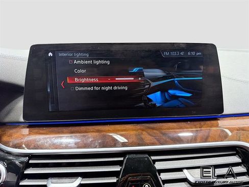 Used 2018 BMW 540i image 14