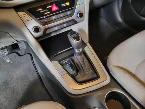Used 2018 Hyundai Elantra SEL image 27
