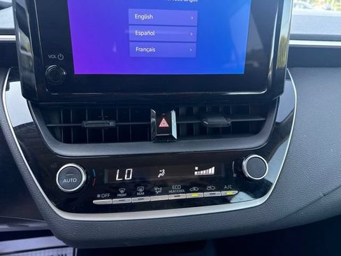 Used 2023 Toyota Corolla LE FWD image 19