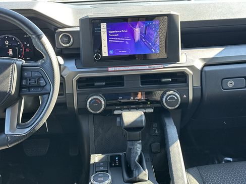 Certified 2025 Toyota 4Runner SR5 image 29