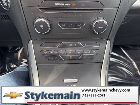 Used 2017 Ford Edge SEL w/ Equipment Group 201A image 43