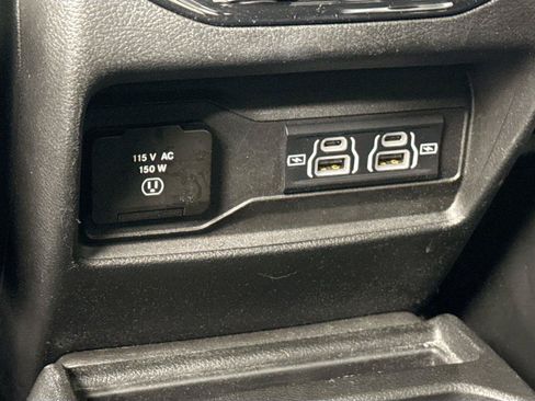 Used 2021 Jeep Grand Cherokee L Overland w/ Luxury Tech Group IV AWD/4WD image 42