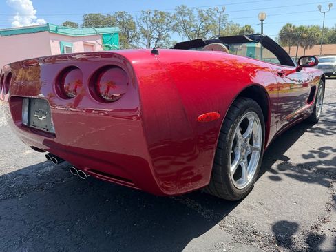 Used 2001 Chevrolet Corvette Convertible w/ Preferred Equipment Group2 RWD image 14