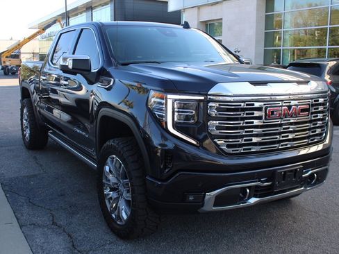 Used 2024 GMC Sierra 1500 Denali image 3