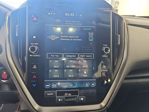 Used 2025 Subaru Crosstrek 2.5i Limited w/ Crosstrek Mirror Package image 11