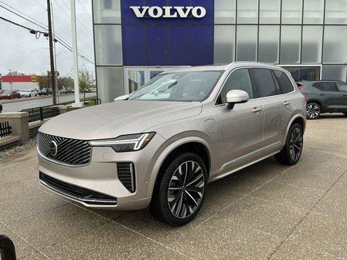 New 2026 Volvo XC90 T8 Plus w/ Protection Package AWD/4WD image 1