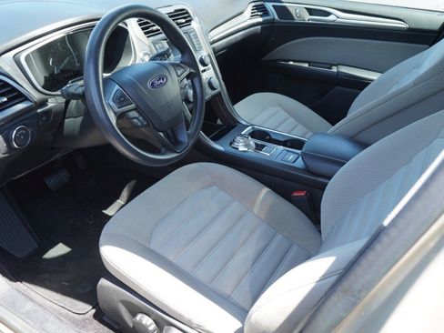 Used 2017 Ford Fusion S FWD image 8