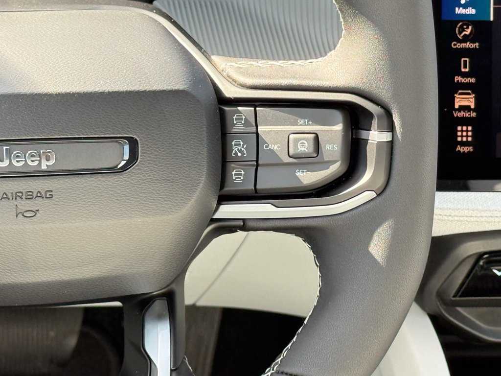 New 2026 Jeep Cherokee Laredo AWD/4WD image 24
