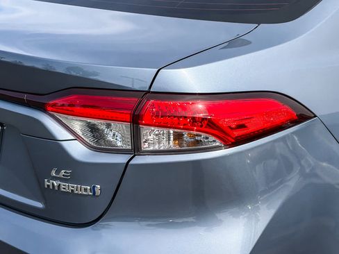 Used 2024 Toyota Corolla LE w/ LE Convenience Package image 8