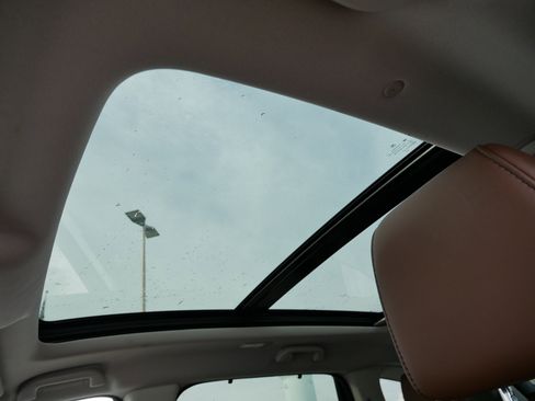 Certified 2023 Acura MDX SH-AWD w/ Technology Package image 33