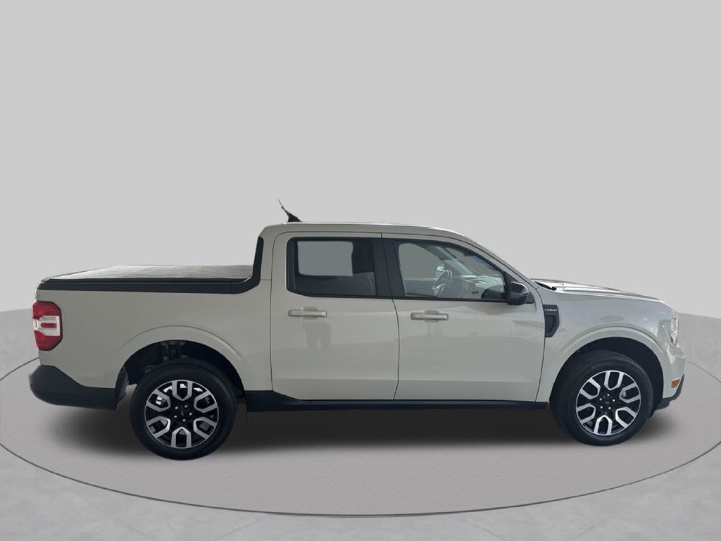 Used 2024 Ford Maverick Lariat FWD image 14