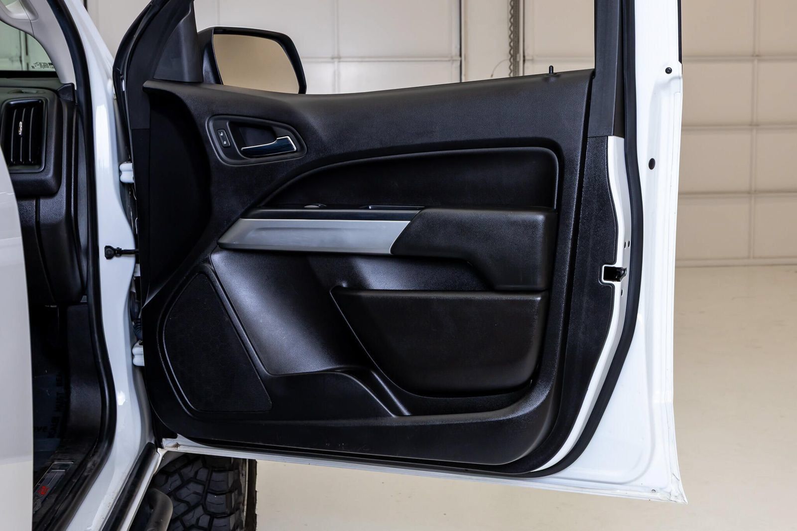 Used 2019 Chevrolet Colorado ZR2 AWD/4WD image 38