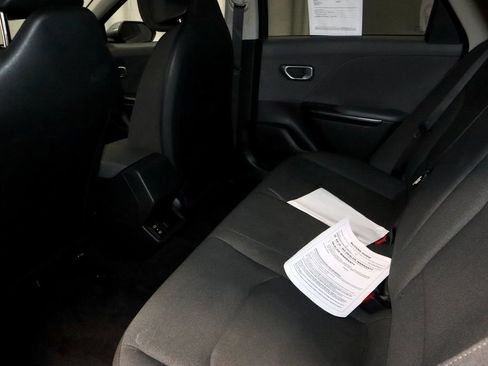 Used 2025 Kia K4 FWD image 20