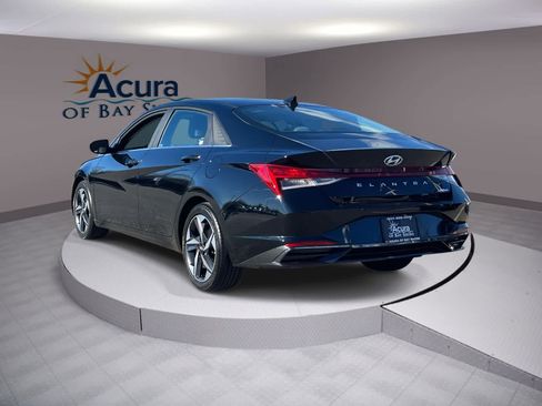 Used 2023 Hyundai Elantra Limited image 5