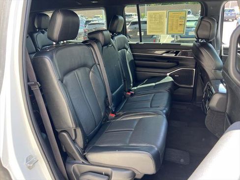 Certified 2022 Jeep Wagoneer Series II AWD/4WD image 25